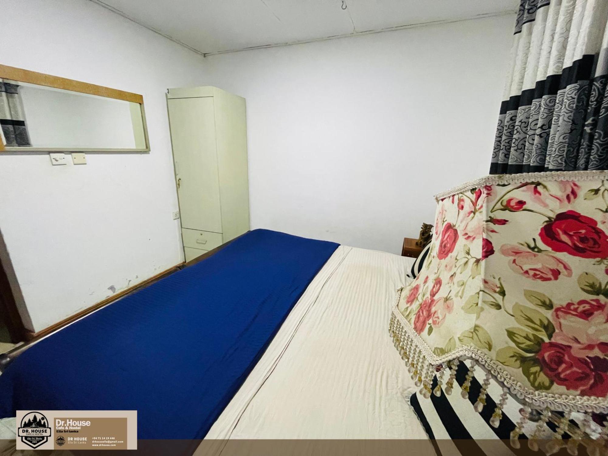 Dr House Ella - Hostel & Cafe Экстерьер фото